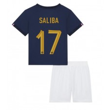 Frankrike William Saliba #17 Hjemmedraktsett Barn VM 2022 Kortermet (+ korte bukser)